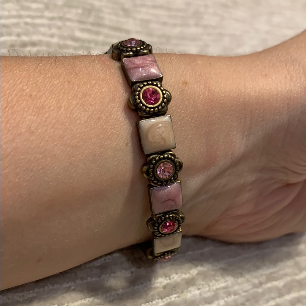 NWOT Pink and Cream Stone brass tone Stretch Bracelet